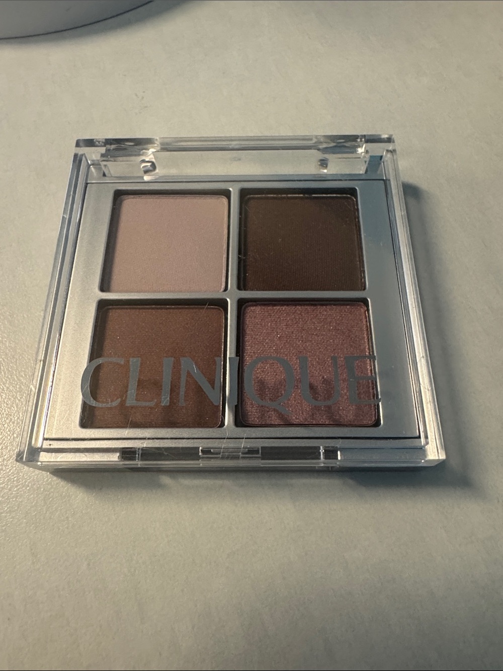 Clinique mini Quad Eyeshadow Palette - 06 pink chocolate